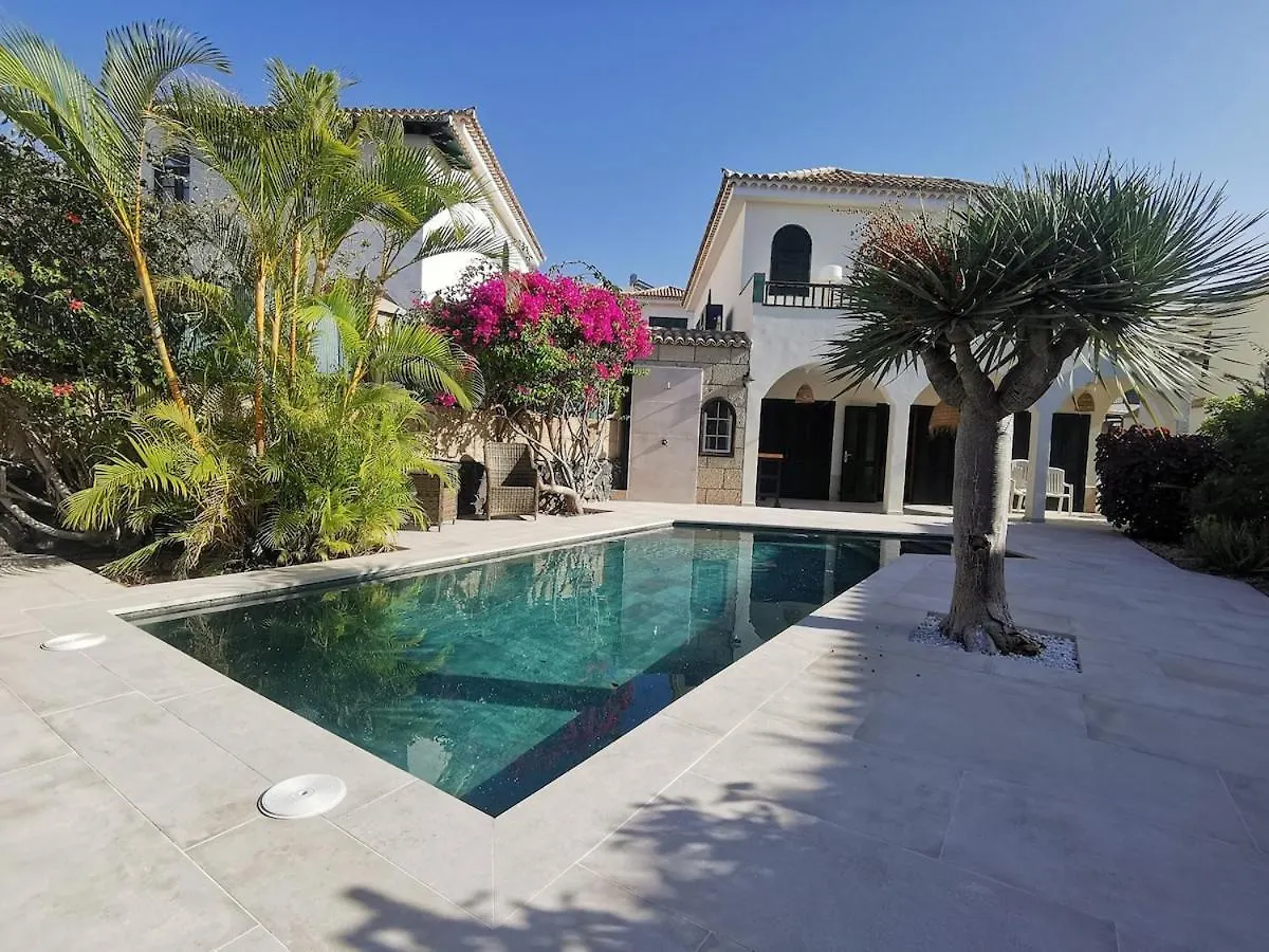 Villa Ibiza - Beautiful House With Private Pool Chayofa Spain
