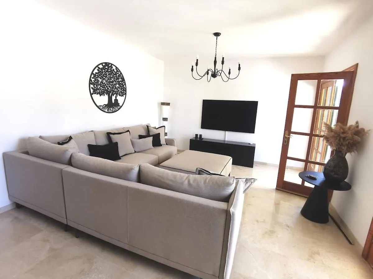 Villa Ibiza - Beautiful House With Private Pool Chayofa 0*,